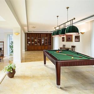 Brunswick The Henderson American Pool Table - 8ft
